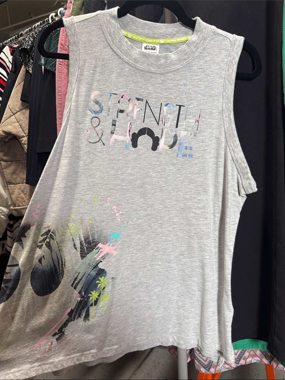 Star Wars Women’s 'Strength & Hope' Gray Muscle Tank